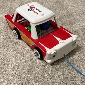 Fisher-Price Pull-Along nifty station wagon
